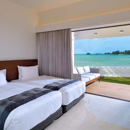 Villa Valiosa On The Beach Onna Exterior photo