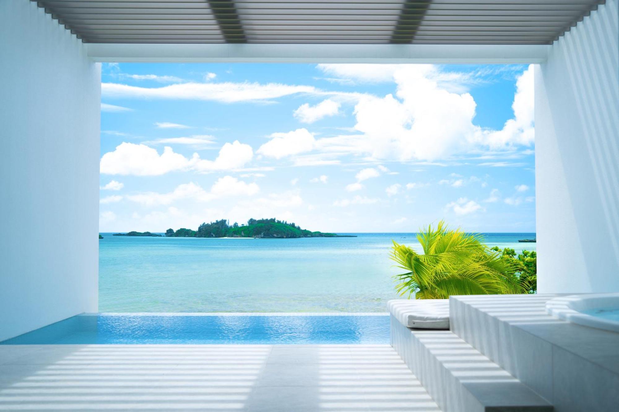 Villa Valiosa On The Beach Onna Exterior photo